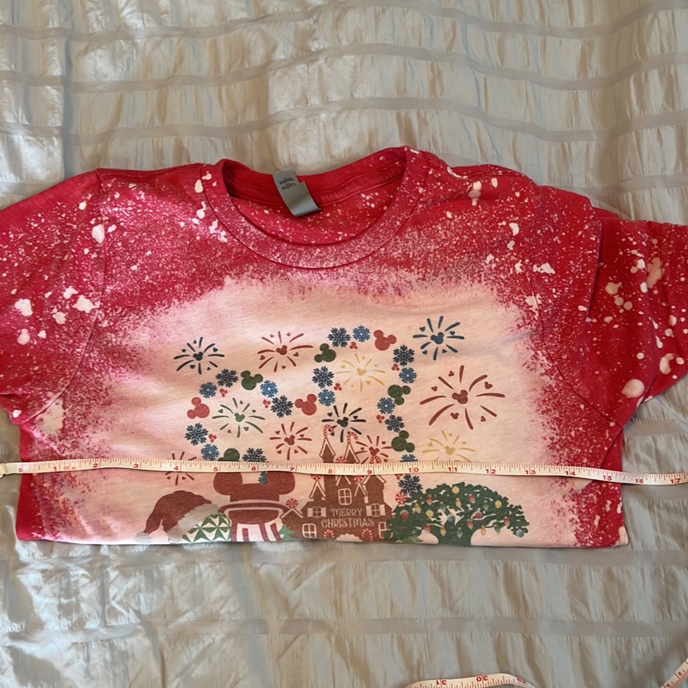 Donated Disney distressed bleached soft lightweight Christmas 4 parks fireworks - Picture 6 of 10